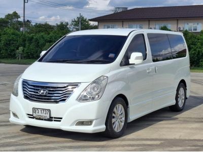 รถตู้ ฮุนได ปี 2011 HYUNDAI Grand Starex 2.5 VIP AT รถสวย พร้อมใช้ ฟรีดาวน์ รถบ้าน